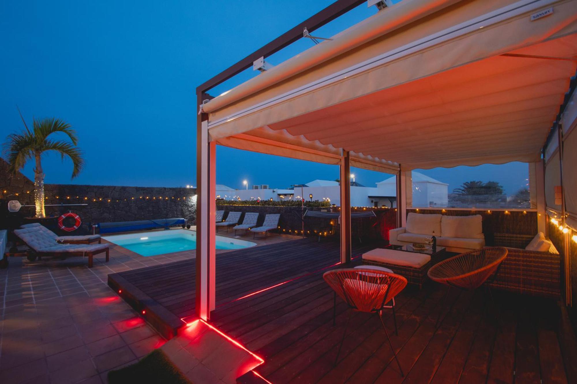 Villa Cavendish With Sea Views And Heatable Pool Close To Flamingo Beach Playa Blanca  Kültér fotó